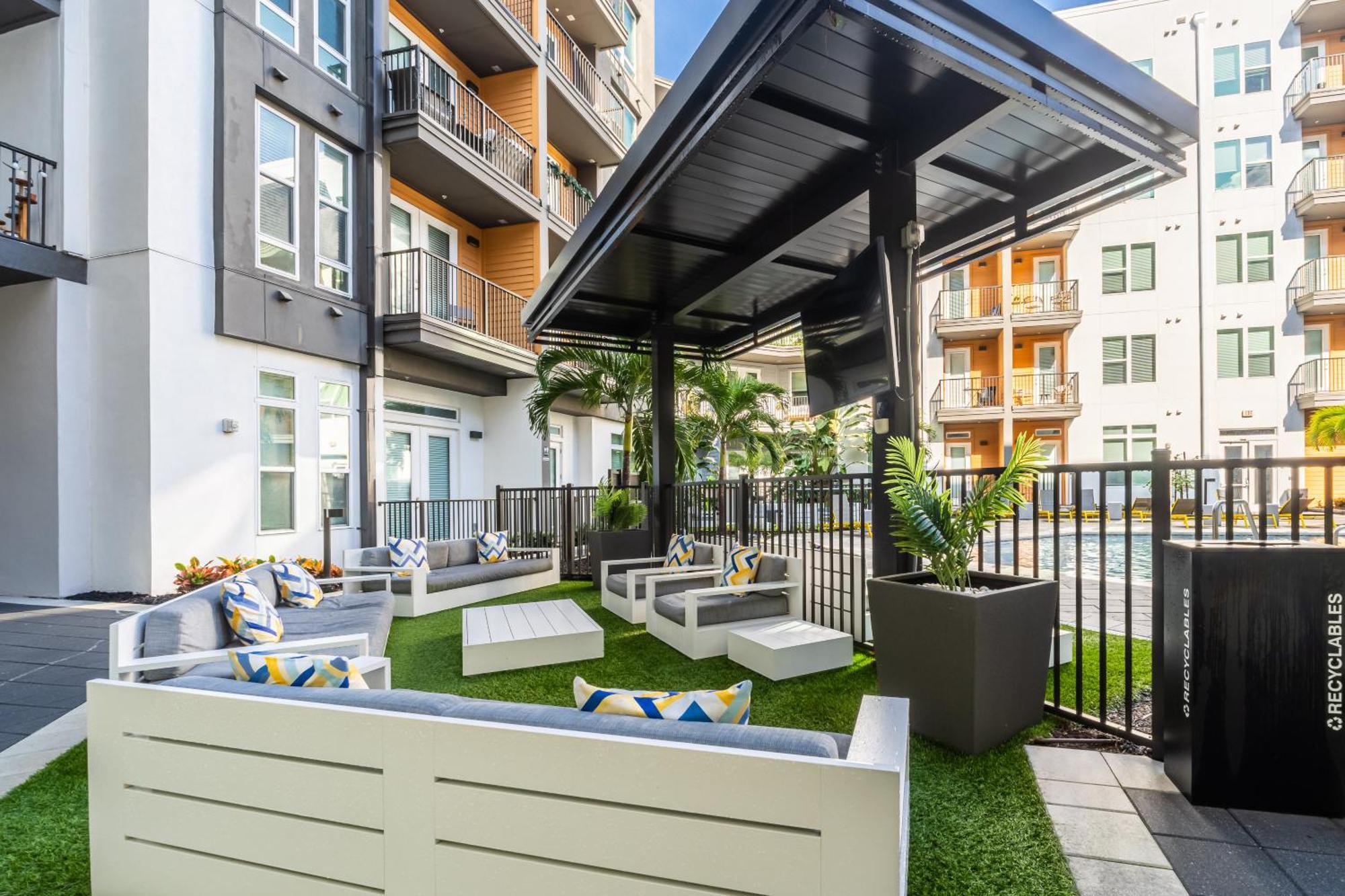 Tropicana Field 2 Bed In Dwtwn With Free Parking Daire St. Petersburg Dış mekan fotoğraf